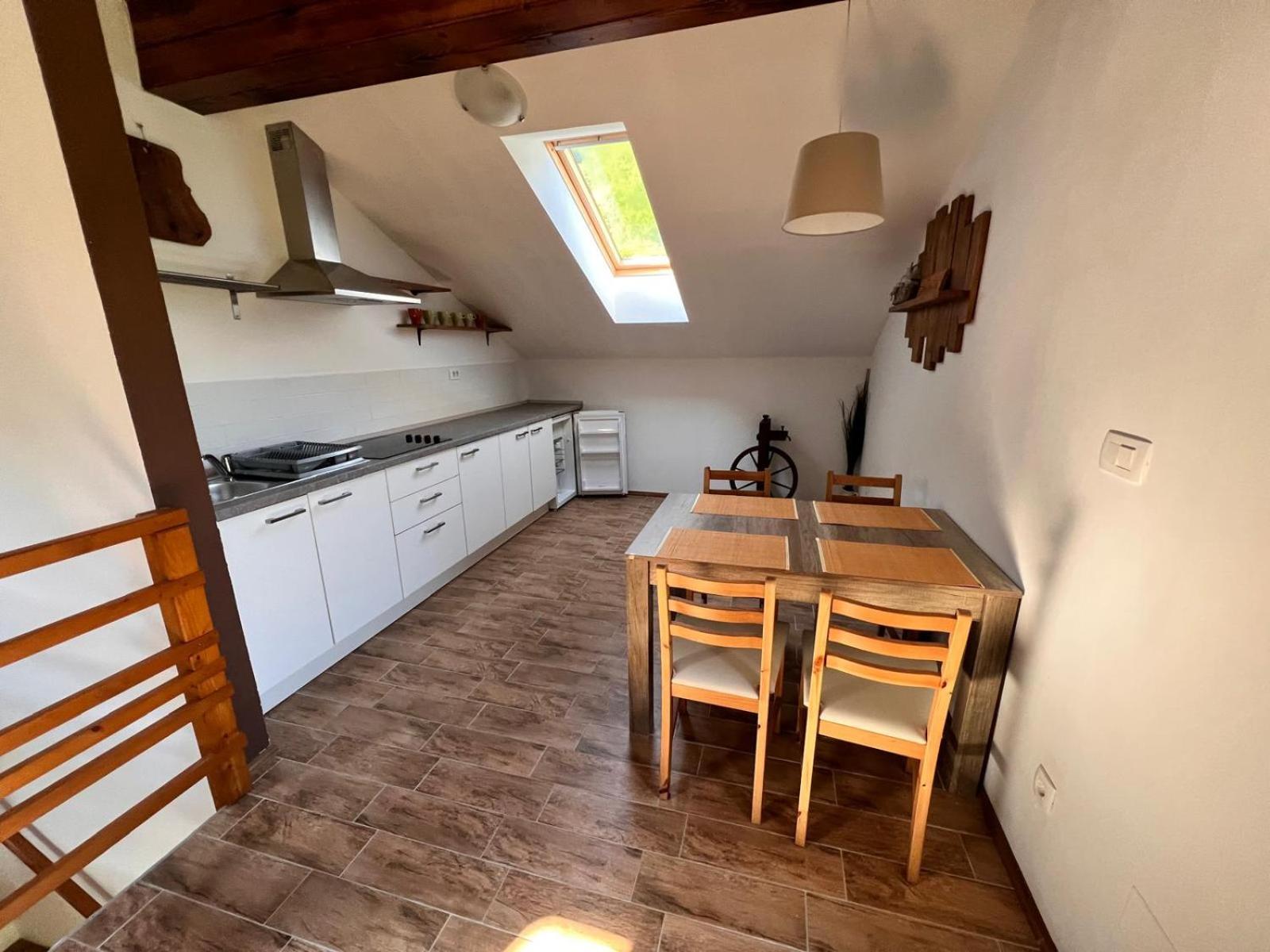 Holiday Home Jelovcerjeva Idrija pri Bači エクステリア 写真