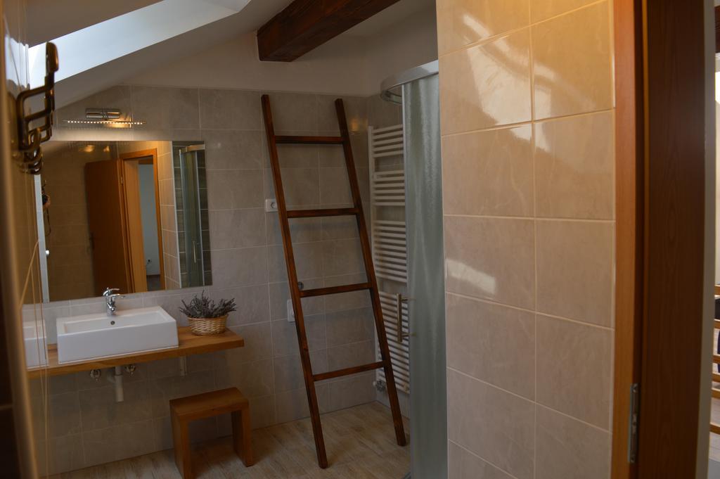 Holiday Home Jelovcerjeva Idrija pri Bači エクステリア 写真